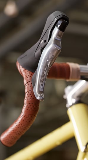 CUES I E-BIKE、MTB、グラベル、シティまで幅広く対応する万能